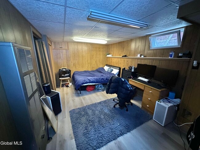 Building Photo - 36 Daytona Ave