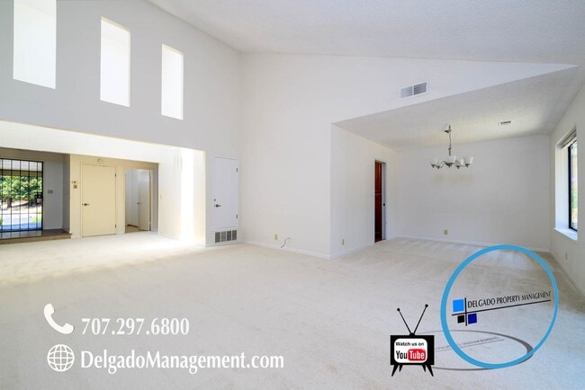 Building Photo - Benicia Southampton Hills home