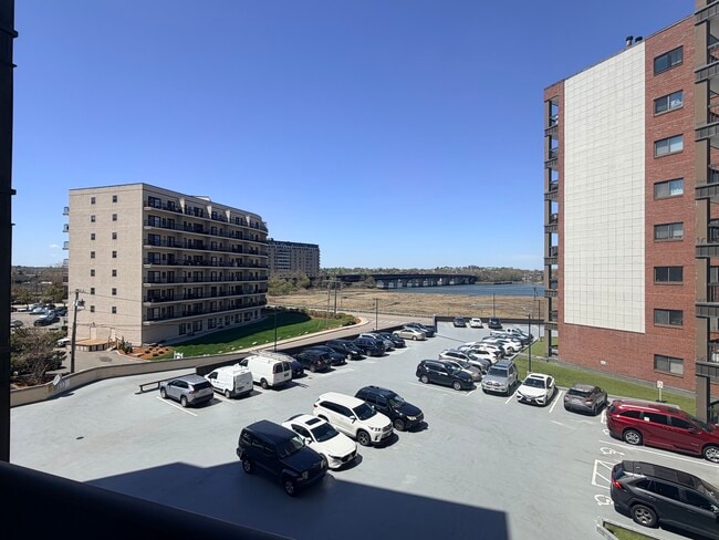 Building Photo - 90 Quincy Shore Dr