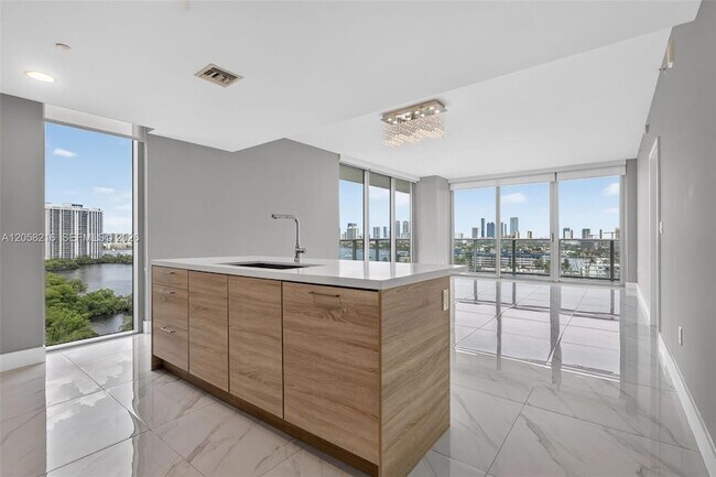 Building Photo - 16385 Biscayne Blvd