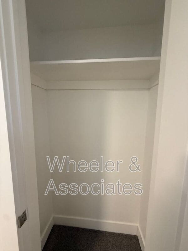 Building Photo - 3718-3718 Brinker Ave