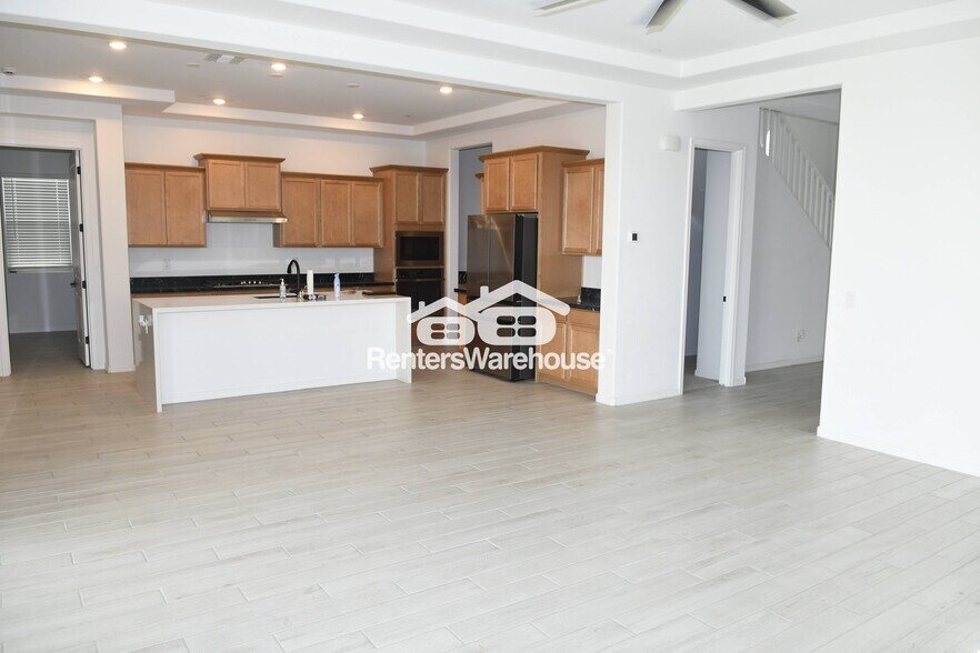 Building Photo - 2700 N 216th Ave