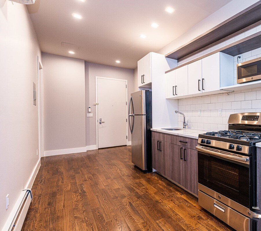 Building Photo - 1094 Bedford Ave