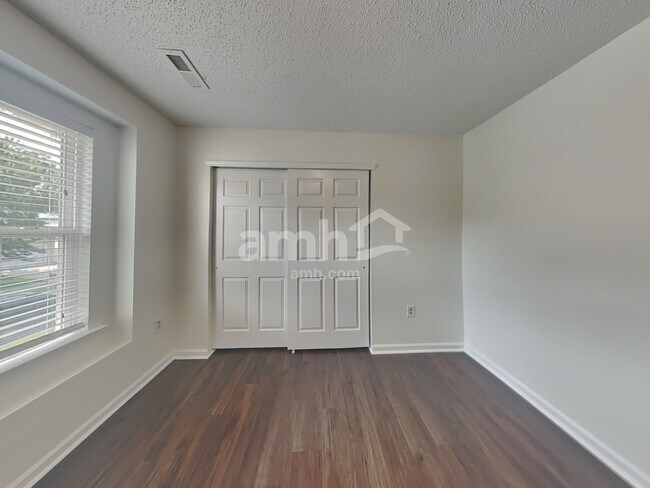 Building Photo - 439 Annaberg Ln