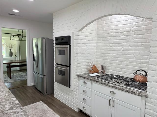 Building Photo - 1504 Summertree Ct