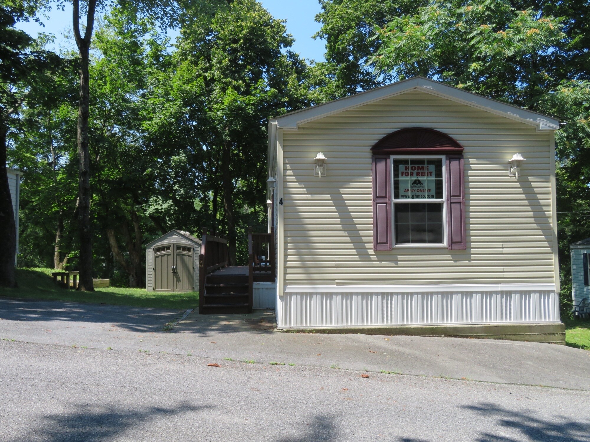 Building Photo - 37 Bircher Ave