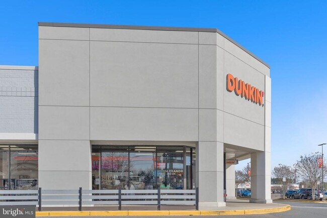 Building Photo - 6011 Curtier Dr