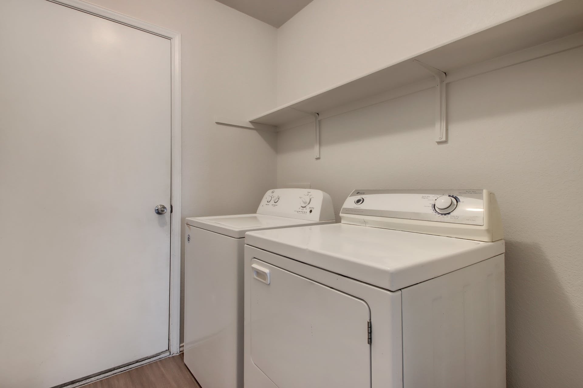 Building Photo - 218 Katy B Ln