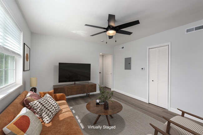 Building Photo - 9057 Wrenwood Ln