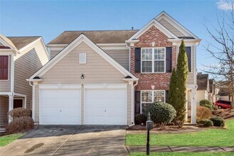 Building Photo - 268 Balaban Cir