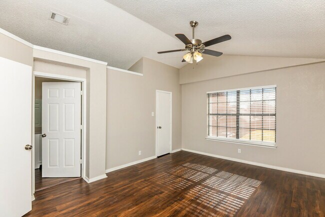 Building Photo - 8701 Elbe Trail