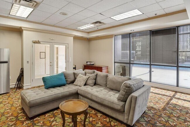 Building Photo - 1280 W Peachtree St NW