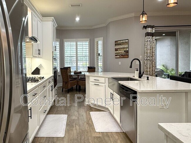 Building Photo - 14620 Chatsworth Manor Cir