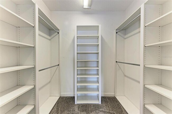 Building Photo - 1501 Napoli Dr W