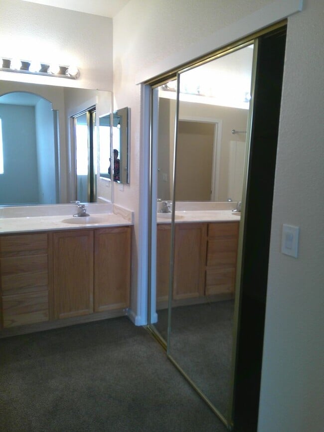 Building Photo - 3 Bedroom Fairways Condo in Wingfield Springs