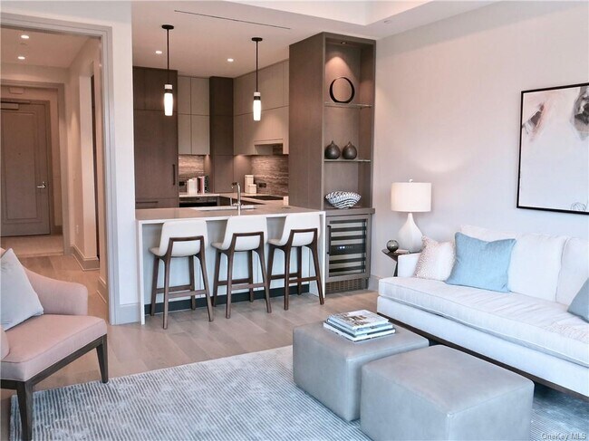 Building Photo - 120 Old Post Rd