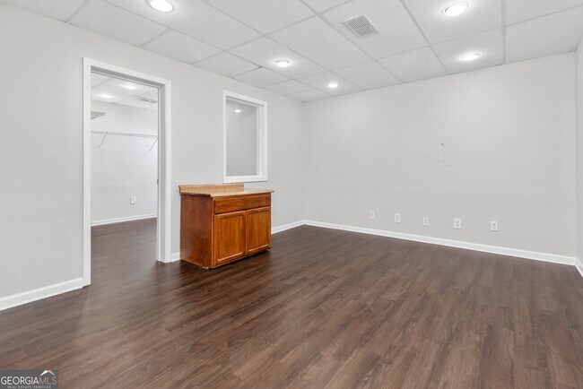 Building Photo - 1616 Amhearst Oaks Ct