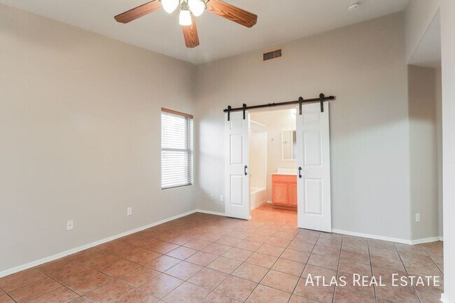 Building Photo - 2188 W Burlwood Way