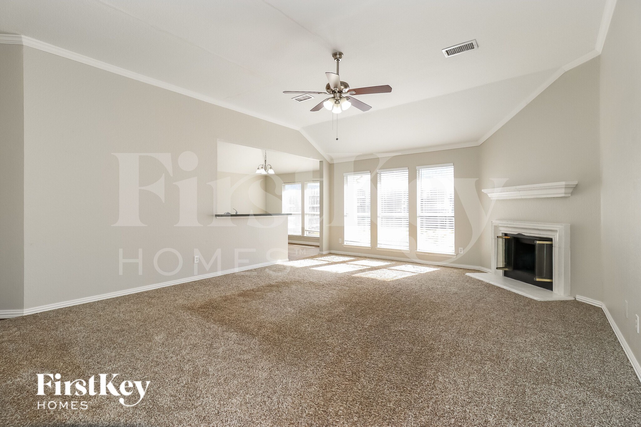 Building Photo - 614 Jamie Ln