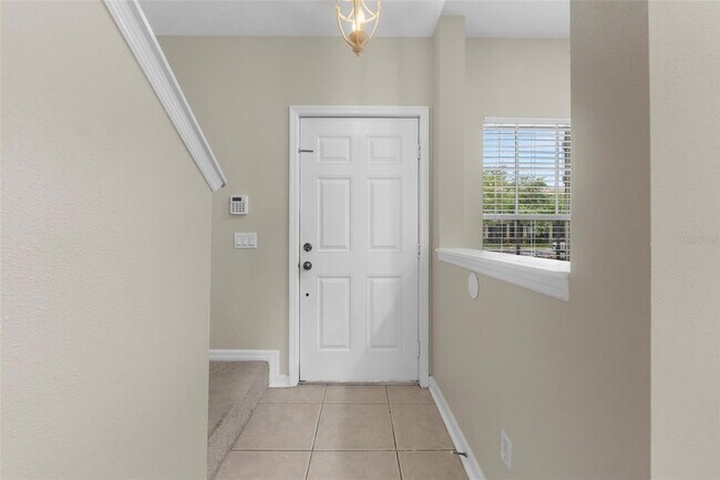 Building Photo - 10325 Manderley Way
