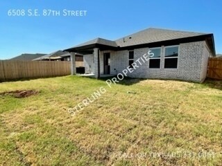 Building Photo - 6508 SE 87th St