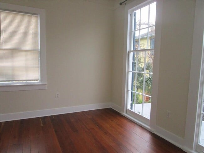 Building Photo - 1216 Post Office Rear St