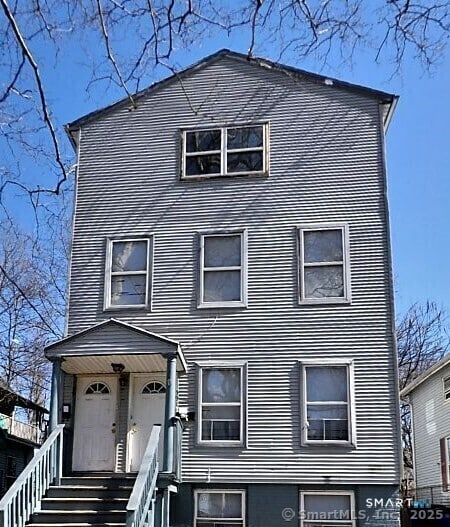 Building Photo - 591 Orchard St