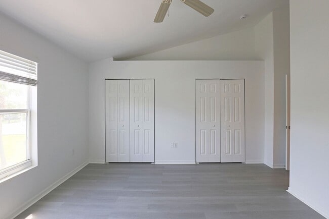 Building Photo - Forest Lake Townhomes 3629-102