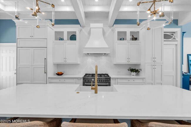 Building Photo - 15 West St