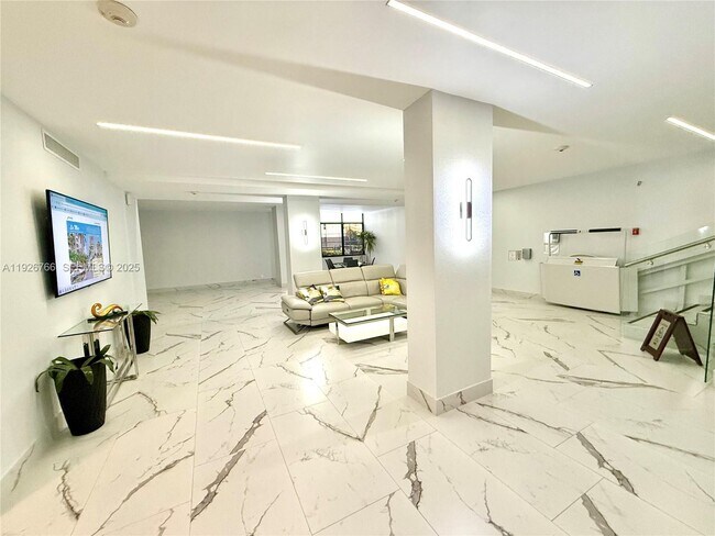 Building Photo - 1890 S Ocean Dr