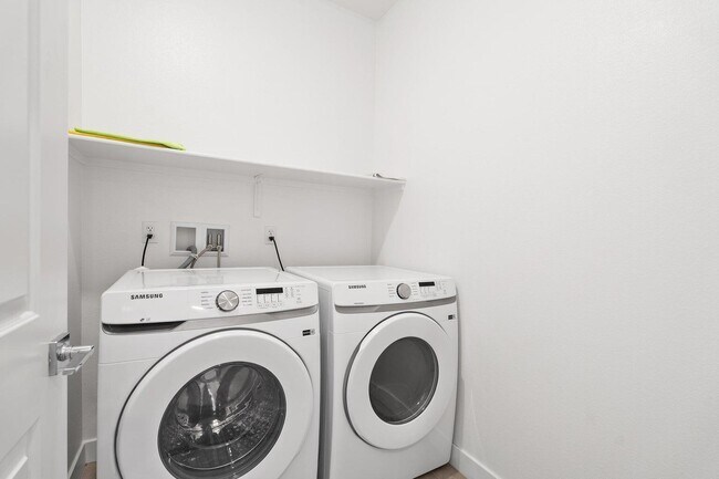 Building Photo - 76333 Trojan Dr