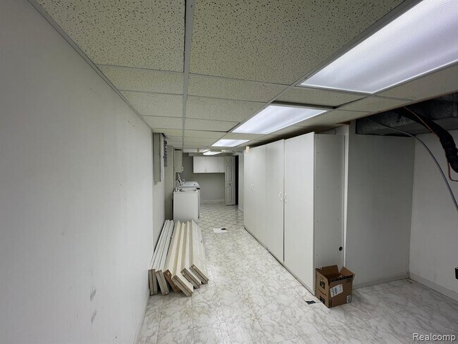 Building Photo - 13858 Arnold Dr