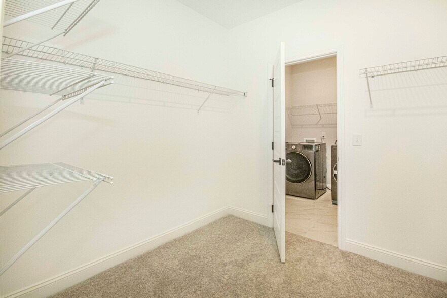 Building Photo - 12717 Duckfoot Ln