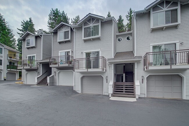 Primary Photo - 2bd/2.5ba Woodinville Townhome
