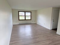 Building Photo - 3 Bedroom, Cortland
