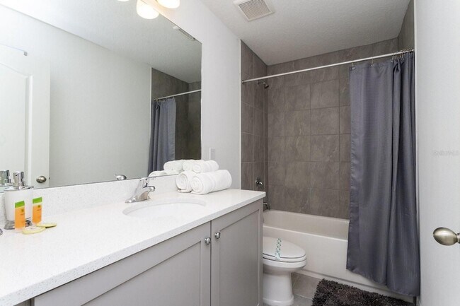 Building Photo - 632 Benoi Dr