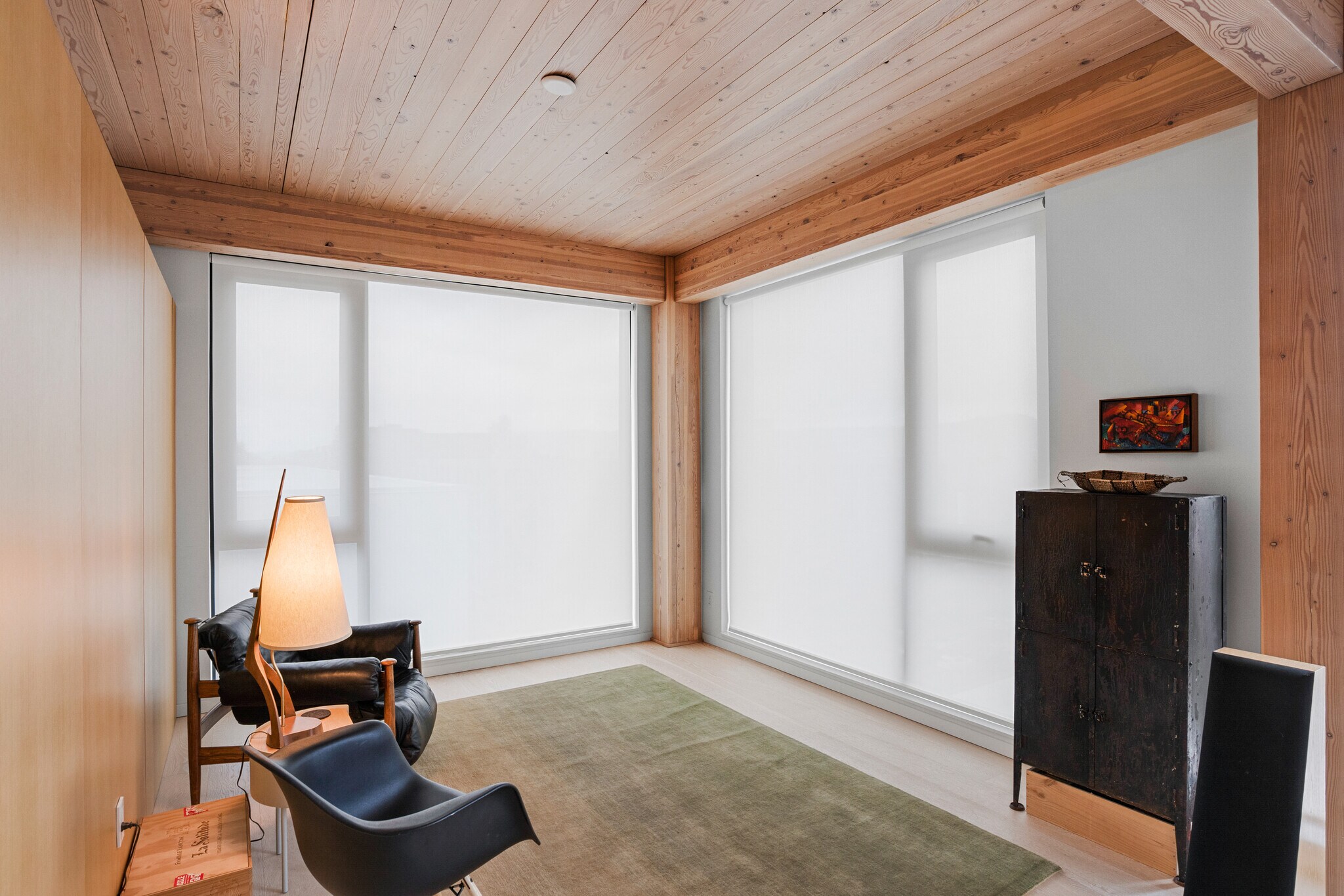 Building Photo - 12 NE Fremont St