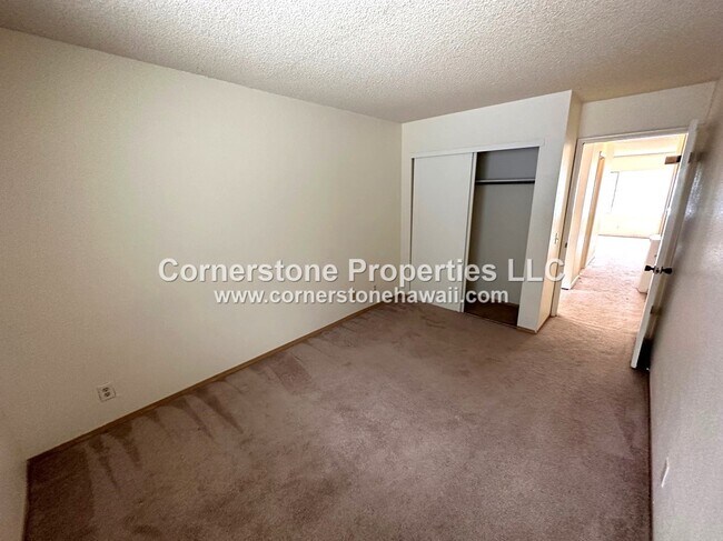 Building Photo - 46-267-267 Kahuhipa St