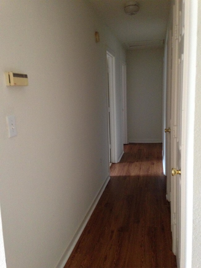 Building Photo - 135 Lavender Lakes Dr