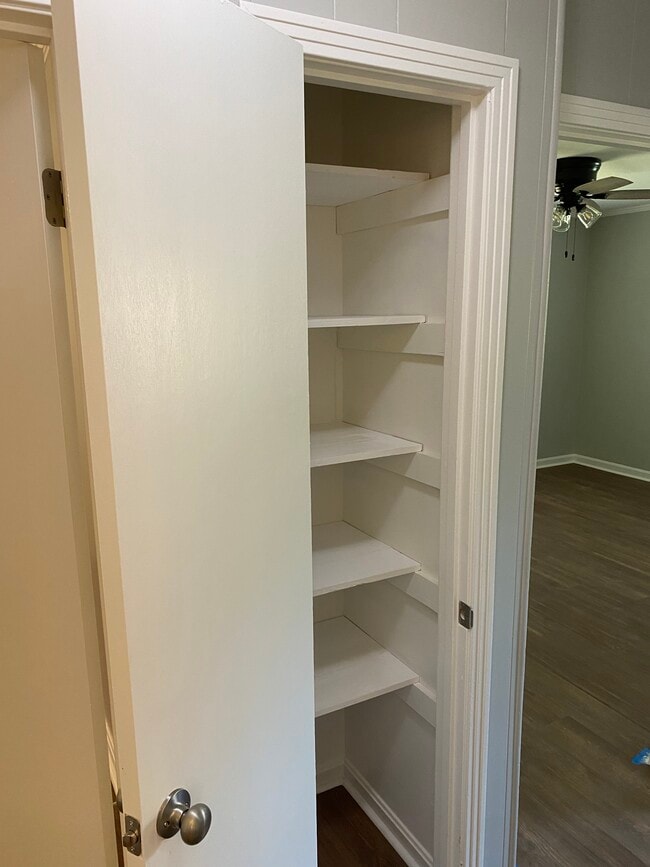 Linen closet in hall - 504 Luther Rd
