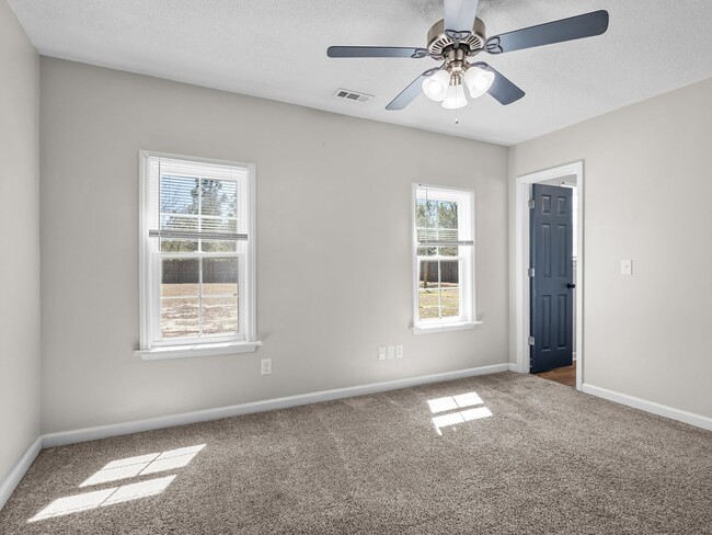 Building Photo - Welcome to Crown Point!