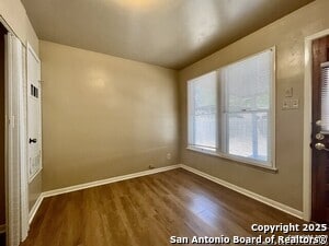 Building Photo - 120 Gifford St