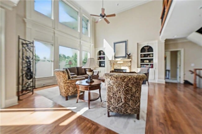 Building Photo - 4026 Palisades Main