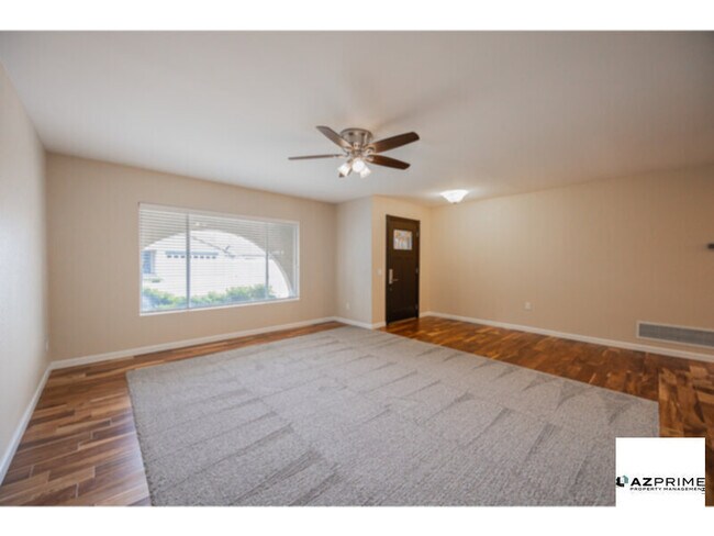 Building Photo - Thoughtful Finishes and Efficient Layout Make This Stunning 3/2 Tempe residence.