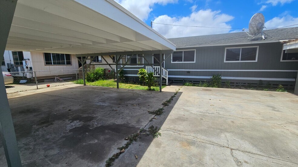 Duplex & Car Port - 85-794 Lihue St