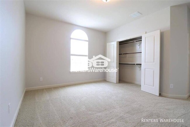 Building Photo - 2902 Iris Gable Ct