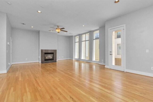Building Photo - 4339 O'Reilly