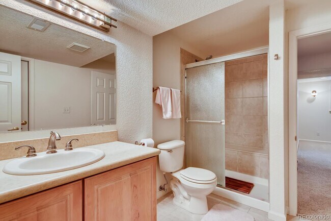 Building Photo - 5BR home in Cherry Creek Schools!