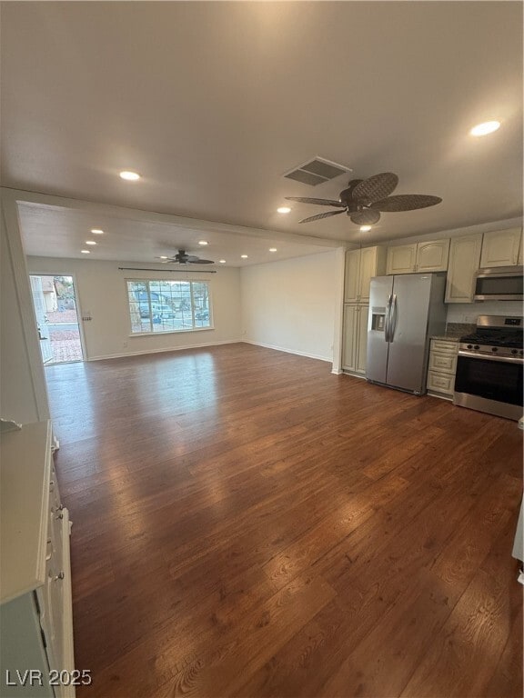 Building Photo - 1502 Christina Dr