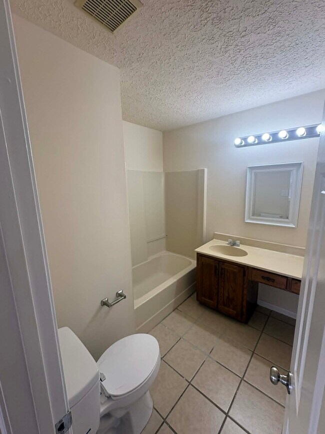 Building Photo - 1768 Patrick Way